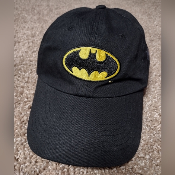 DC Comics Batman adjustable hat - Picture 2 of 7